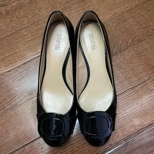 Michael Michael Kors Patent Leather Buckle Black Shoe